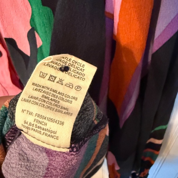FRNCH Colorful Abstract Button-Up Blouse - Picture 4 of 7